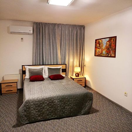 Venus Hotel オデッサ エクステリア 写真